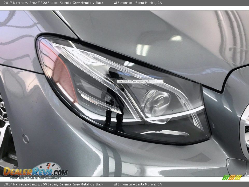 2017 Mercedes-Benz E 300 Sedan Selenite Grey Metallic / Black Photo #28