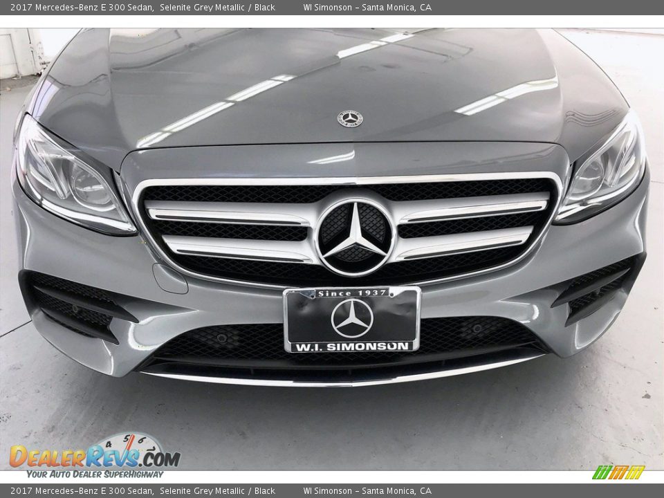 2017 Mercedes-Benz E 300 Sedan Selenite Grey Metallic / Black Photo #30
