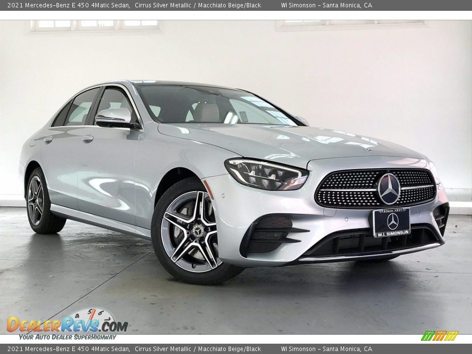 Front 3/4 View of 2021 Mercedes-Benz E 450 4Matic Sedan Photo #12