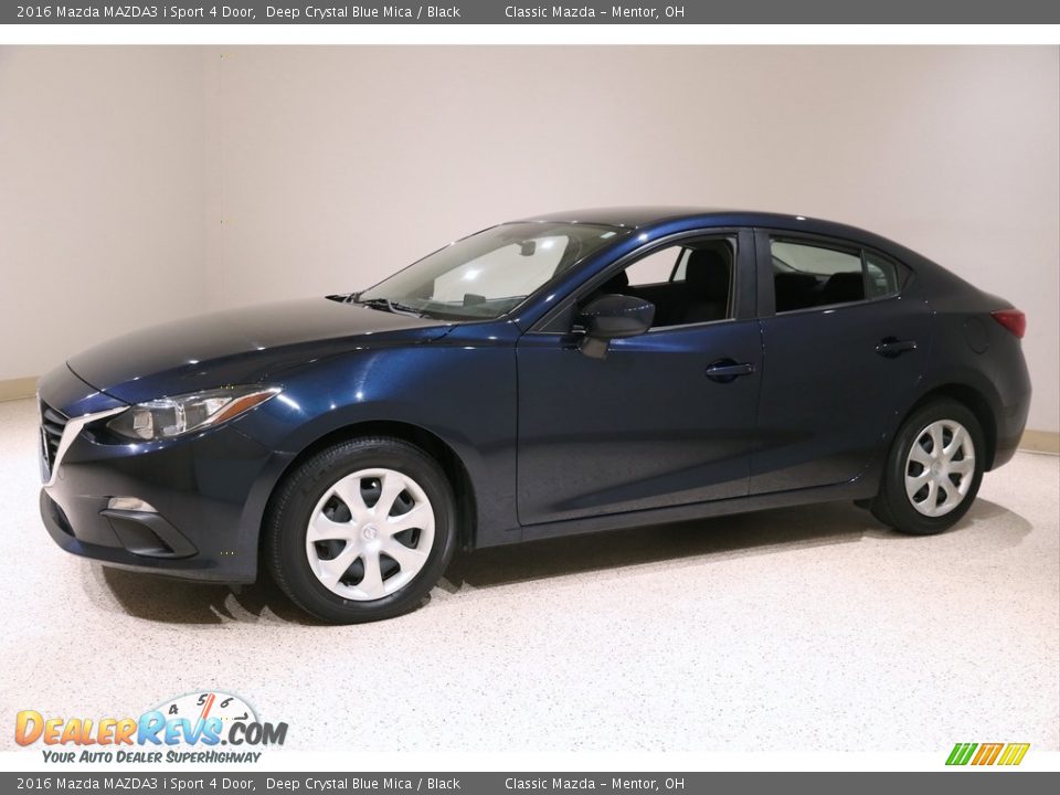 Front 3/4 View of 2016 Mazda MAZDA3 i Sport 4 Door Photo #3