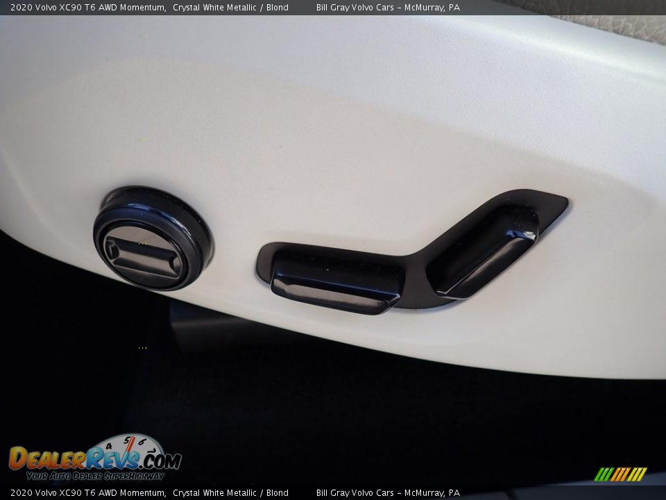 2020 Volvo XC90 T6 AWD Momentum Crystal White Metallic / Blond Photo #18