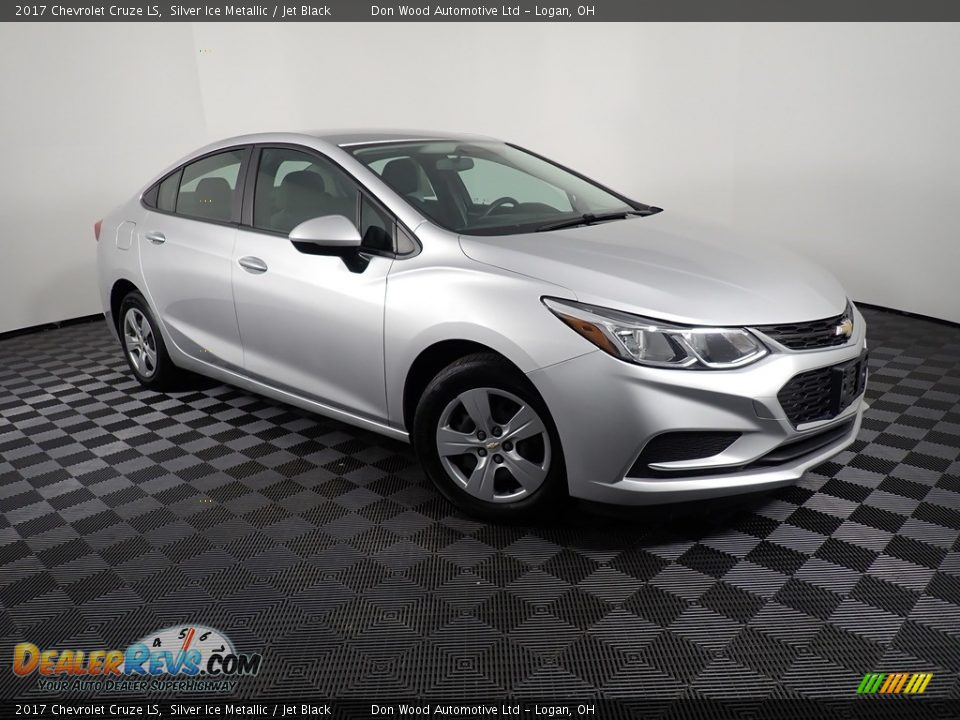 2017 Chevrolet Cruze LS Silver Ice Metallic / Jet Black Photo #2