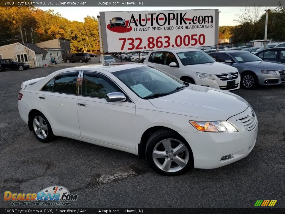 2008 Toyota Camry XLE V6 Super White / Ash Photo #1