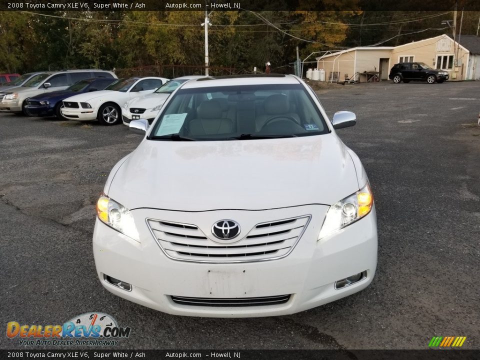 2008 Toyota Camry XLE V6 Super White / Ash Photo #7