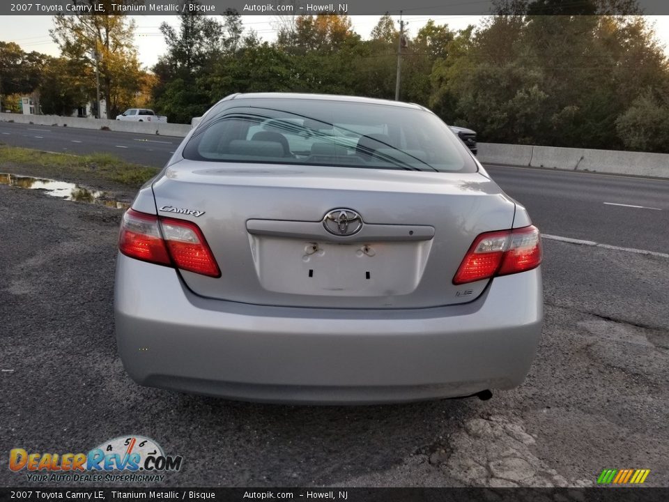 2007 Toyota Camry LE Titanium Metallic / Bisque Photo #4