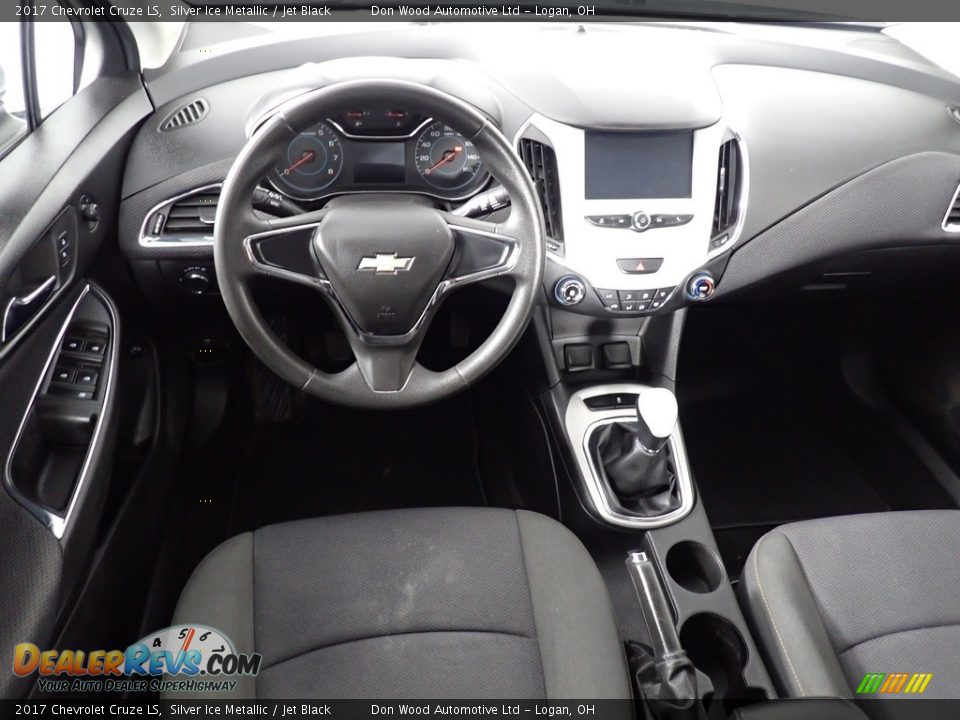 2017 Chevrolet Cruze LS Silver Ice Metallic / Jet Black Photo #24