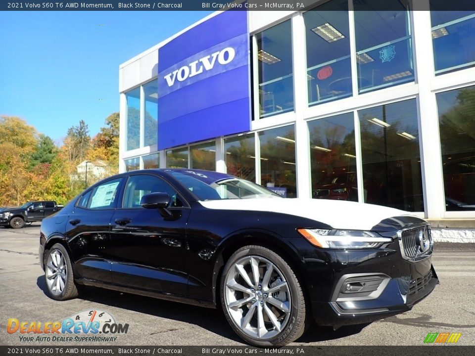 Front 3/4 View of 2021 Volvo S60 T6 AWD Momentum Photo #1