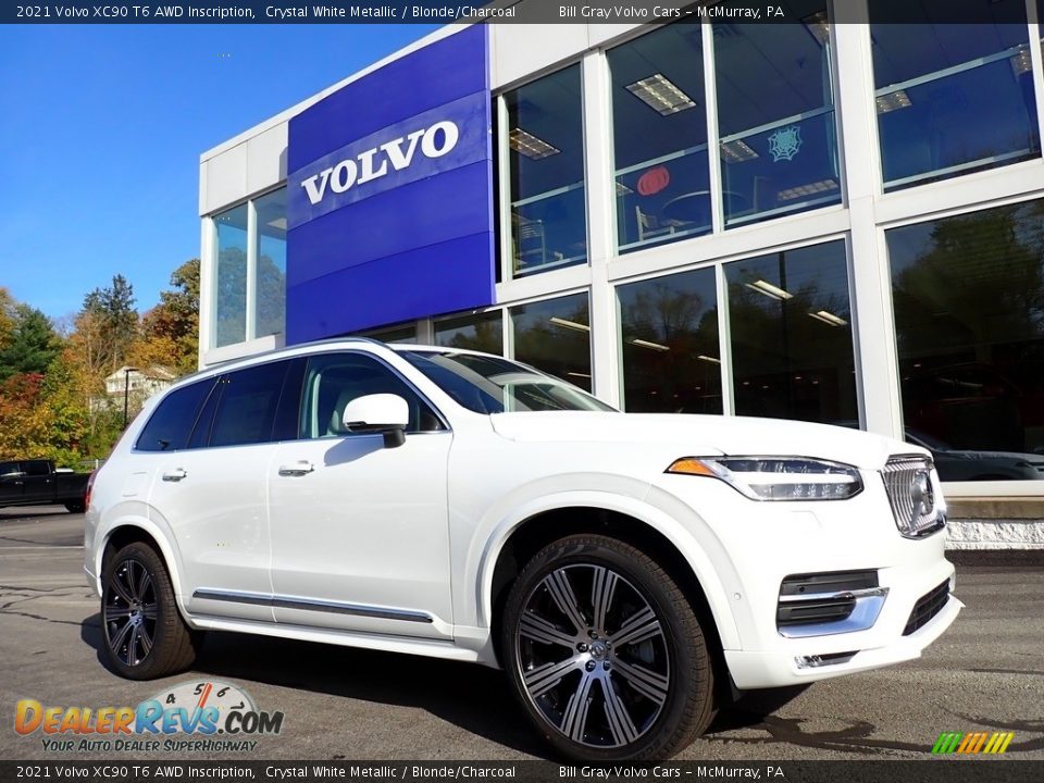 Front 3/4 View of 2021 Volvo XC90 T6 AWD Inscription Photo #1