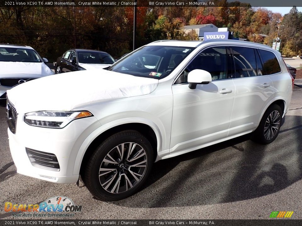 2021 Volvo XC90 T6 AWD Momentum Crystal White Metallic / Charcoal Photo #5