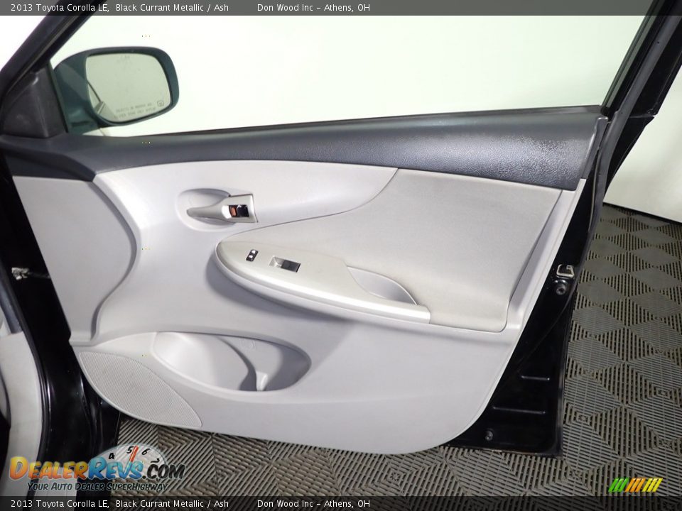 2013 Toyota Corolla LE Black Currant Metallic / Ash Photo #24