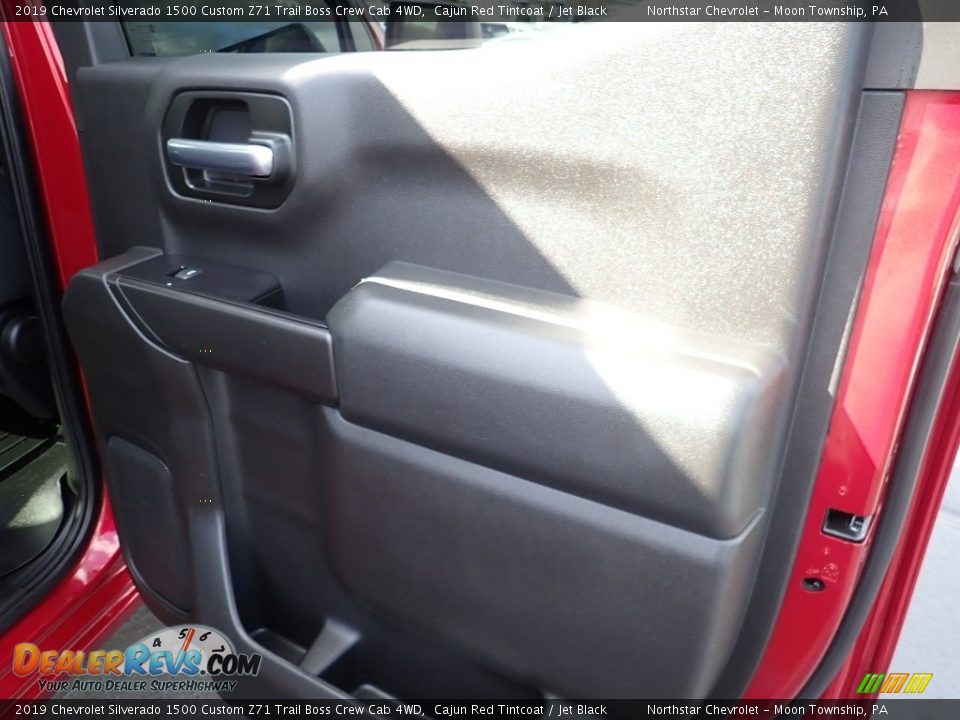 2019 Chevrolet Silverado 1500 Custom Z71 Trail Boss Crew Cab 4WD Cajun Red Tintcoat / Jet Black Photo #18