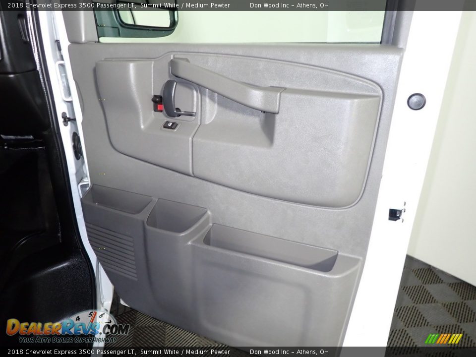 2018 Chevrolet Express 3500 Passenger LT Summit White / Medium Pewter Photo #21