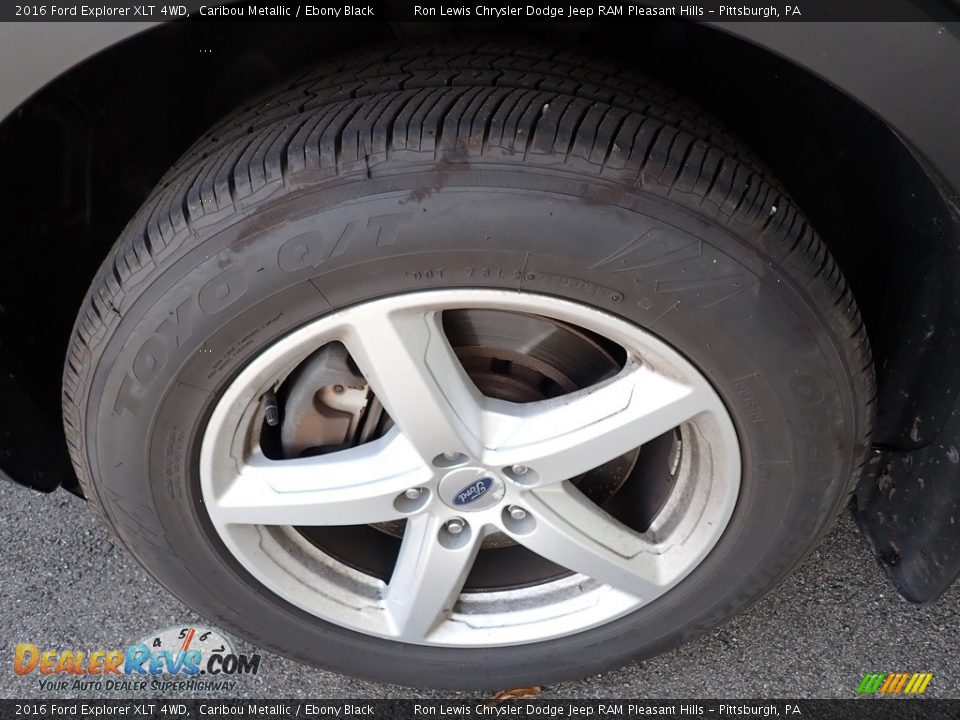 2016 Ford Explorer XLT 4WD Caribou Metallic / Ebony Black Photo #2