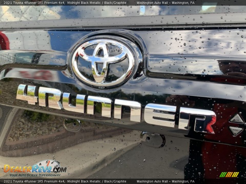 2021 Toyota 4Runner SR5 Premium 4x4 Midnight Black Metallic / Black/Graphite Photo #28