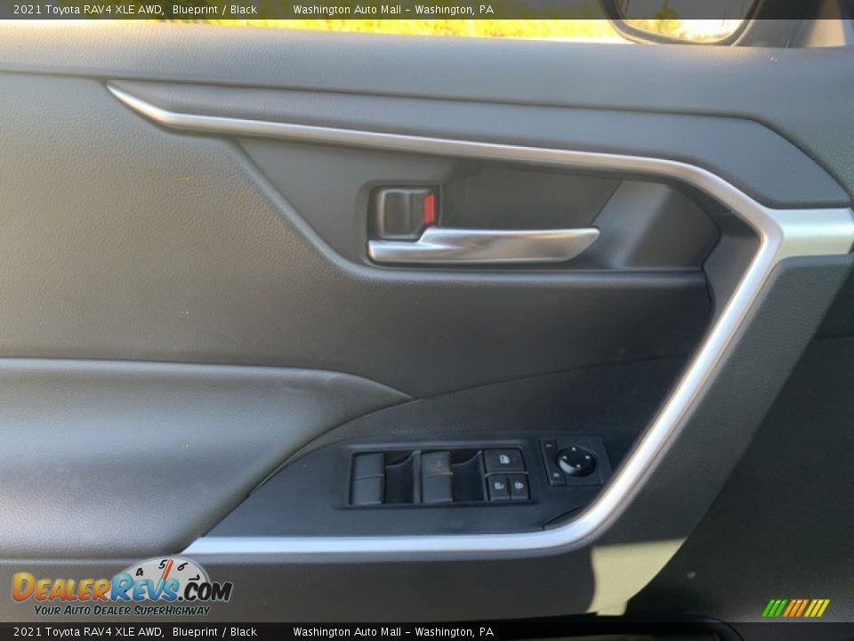 2021 Toyota RAV4 XLE AWD Blueprint / Black Photo #14