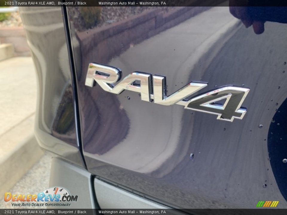 2021 Toyota RAV4 XLE AWD Blueprint / Black Photo #28
