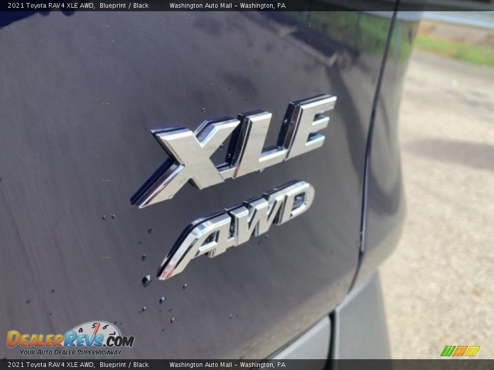 2021 Toyota RAV4 XLE AWD Blueprint / Black Photo #29