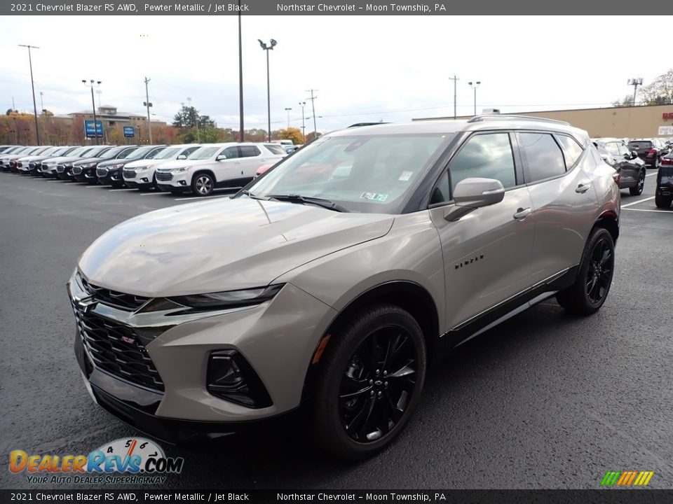 Front 3/4 View of 2021 Chevrolet Blazer RS AWD Photo #1