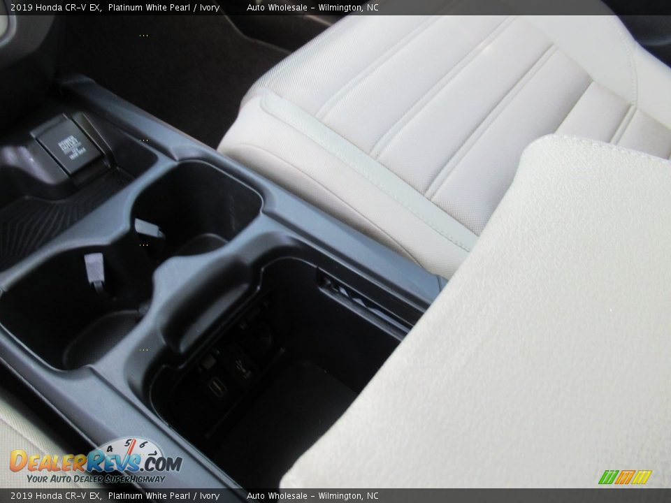 2019 Honda CR-V EX Platinum White Pearl / Ivory Photo #20