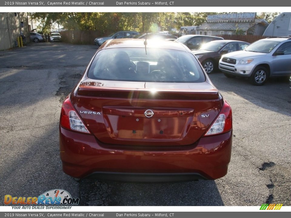 2019 Nissan Versa SV Cayenne Red Metallic / Charcoal Photo #6