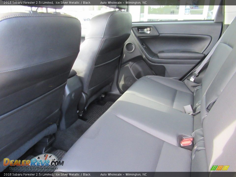 2018 Subaru Forester 2.5i Limited Ice Silver Metallic / Black Photo #10