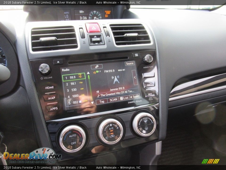 2018 Subaru Forester 2.5i Limited Ice Silver Metallic / Black Photo #17