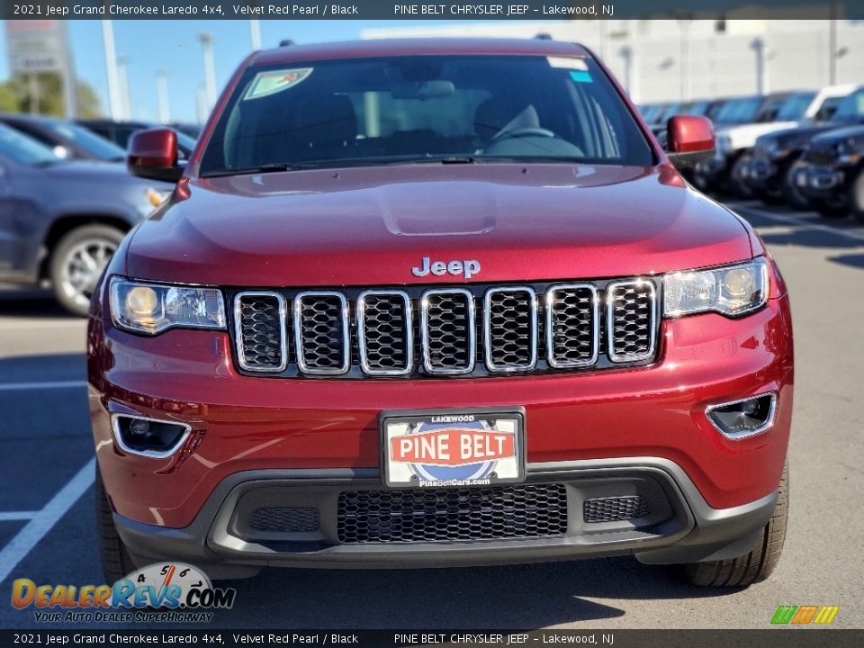 2021 Jeep Grand Cherokee Laredo 4x4 Velvet Red Pearl / Black Photo #3