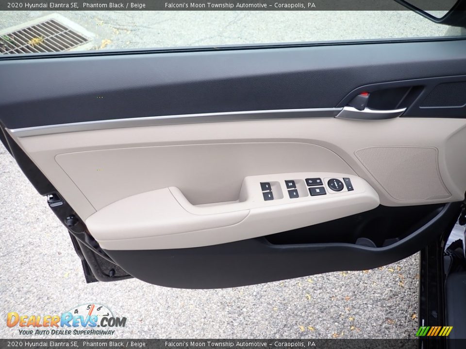 2020 Hyundai Elantra SE Phantom Black / Beige Photo #11