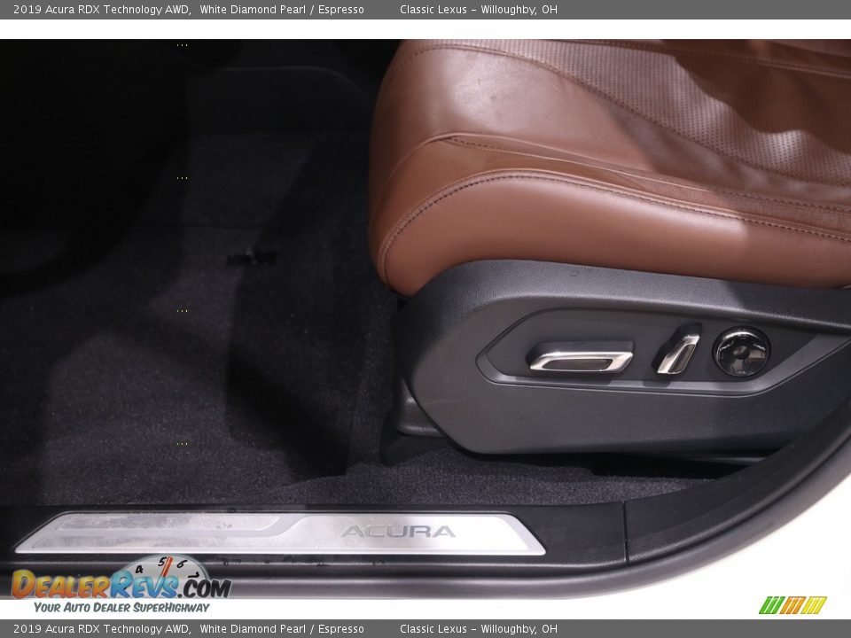 2019 Acura RDX Technology AWD White Diamond Pearl / Espresso Photo #6