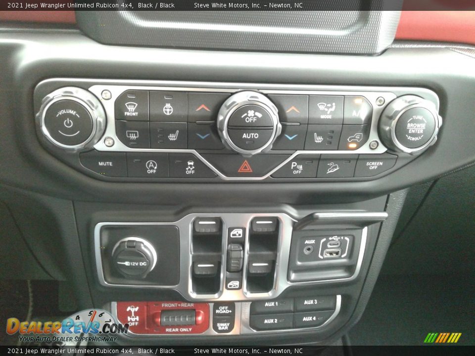 Controls of 2021 Jeep Wrangler Unlimited Rubicon 4x4 Photo #23