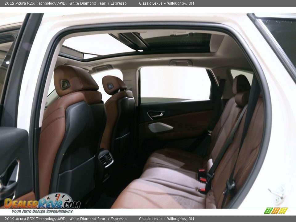 2019 Acura RDX Technology AWD White Diamond Pearl / Espresso Photo #31