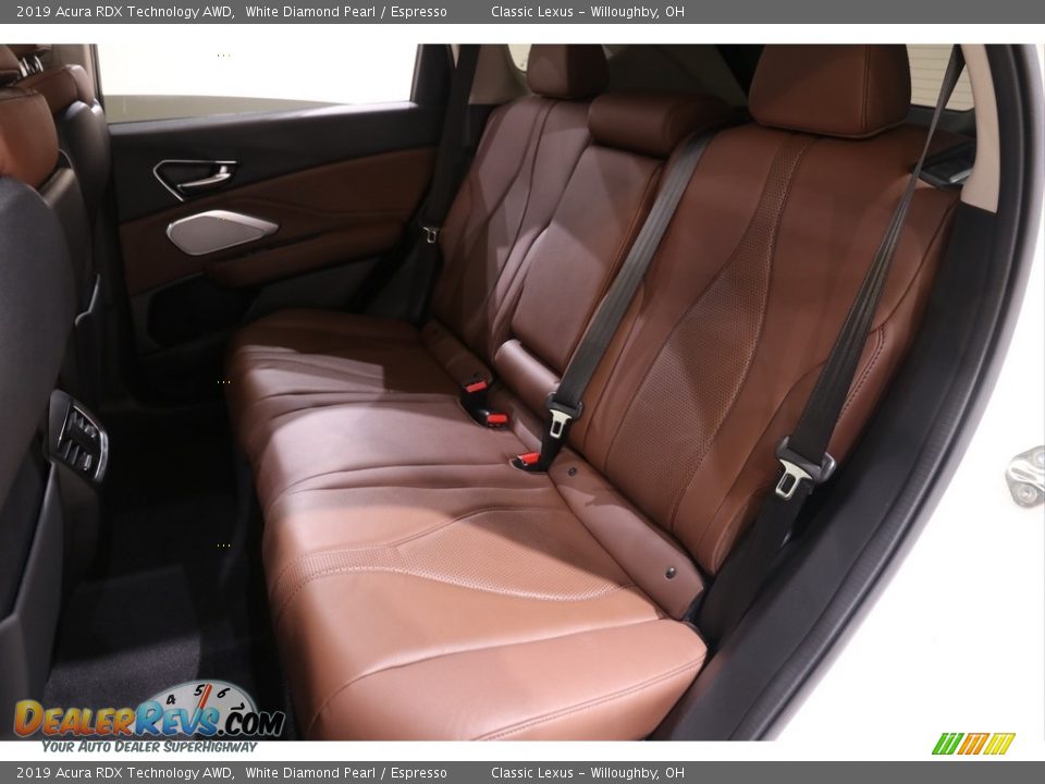 2019 Acura RDX Technology AWD White Diamond Pearl / Espresso Photo #32