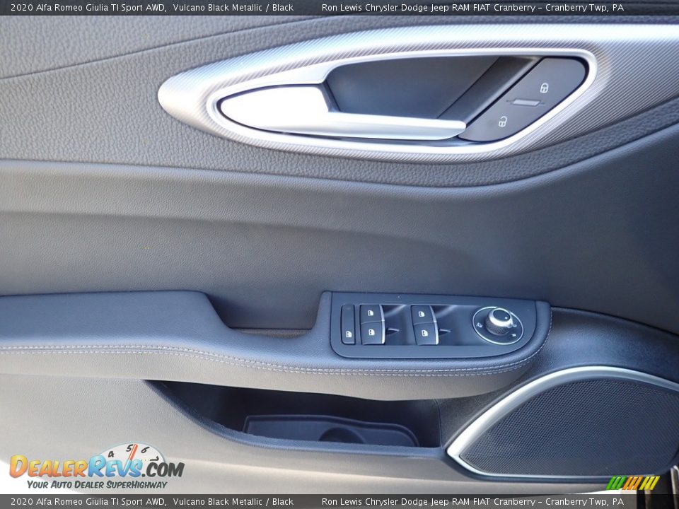 Door Panel of 2020 Alfa Romeo Giulia TI Sport AWD Photo #16