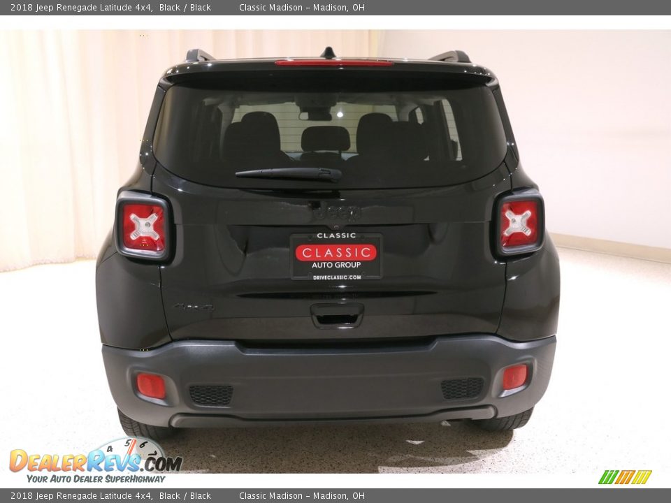 2018 Jeep Renegade Latitude 4x4 Black / Black Photo #23