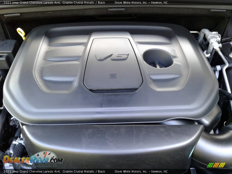 2021 Jeep Grand Cherokee Laredo 4x4 Granite Crystal Metallic / Black Photo #9