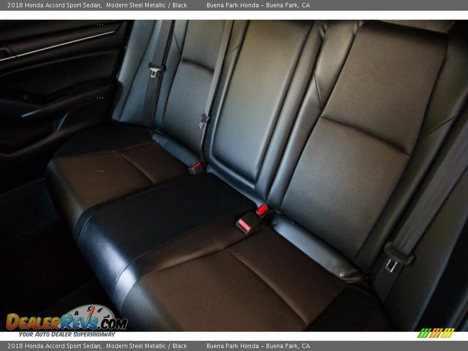 2018 Honda Accord Sport Sedan Modern Steel Metallic / Black Photo #17