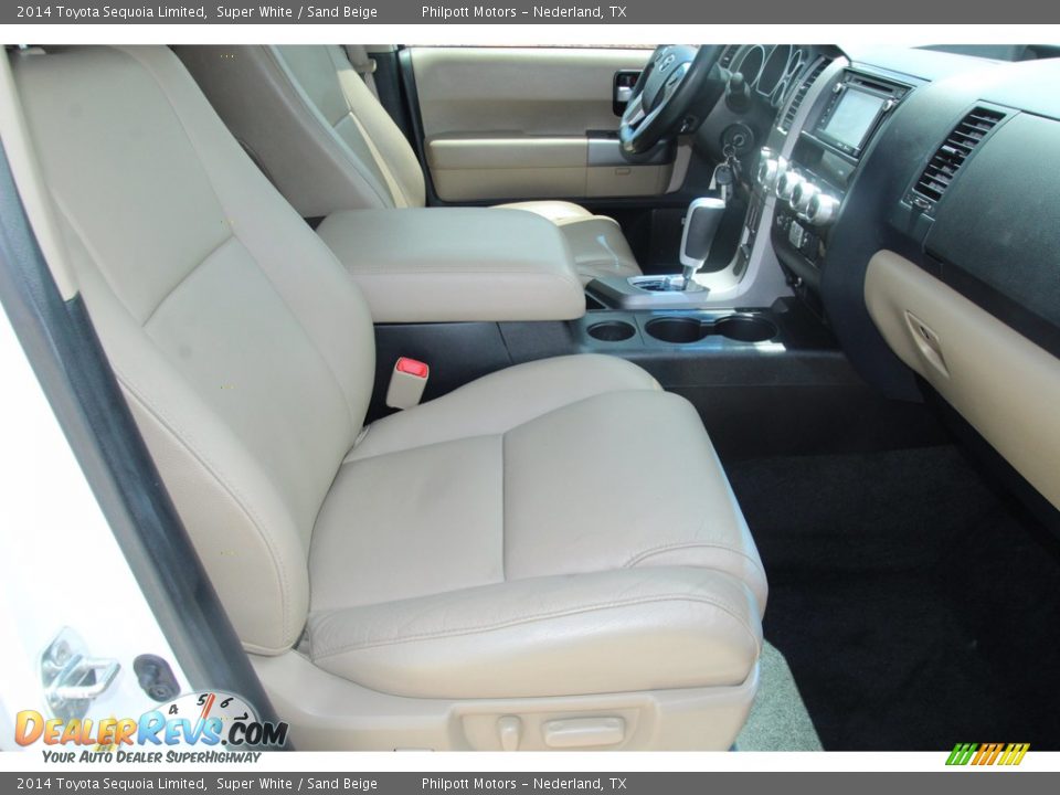 Front Seat of 2014 Toyota Sequoia Limited Photo #25