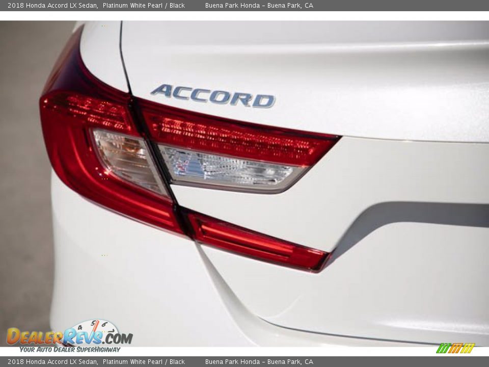 2018 Honda Accord LX Sedan Platinum White Pearl / Black Photo #12