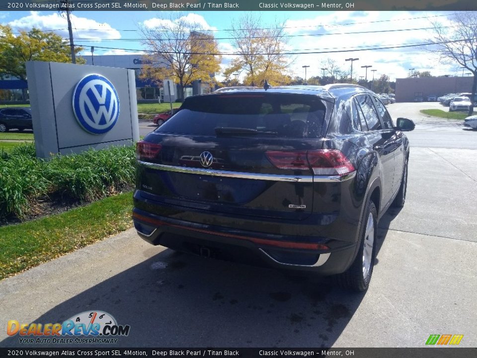 2020 Volkswagen Atlas Cross Sport SEL 4Motion Deep Black Pearl / Titan Black Photo #2