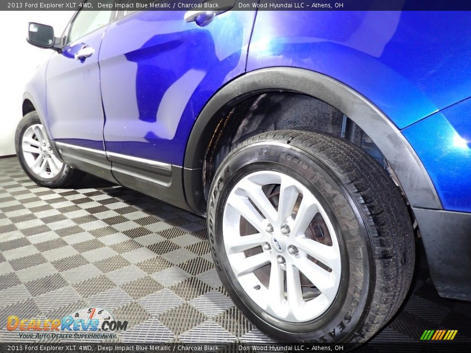 2013 Ford Explorer XLT 4WD Deep Impact Blue Metallic / Charcoal Black Photo #10