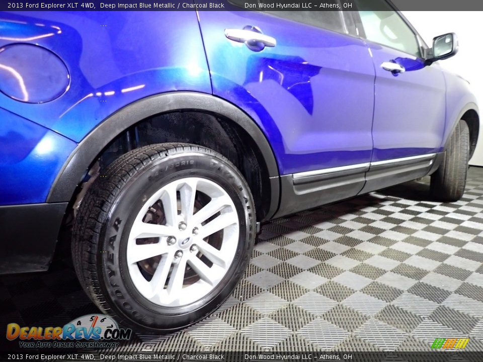 2013 Ford Explorer XLT 4WD Deep Impact Blue Metallic / Charcoal Black Photo #16