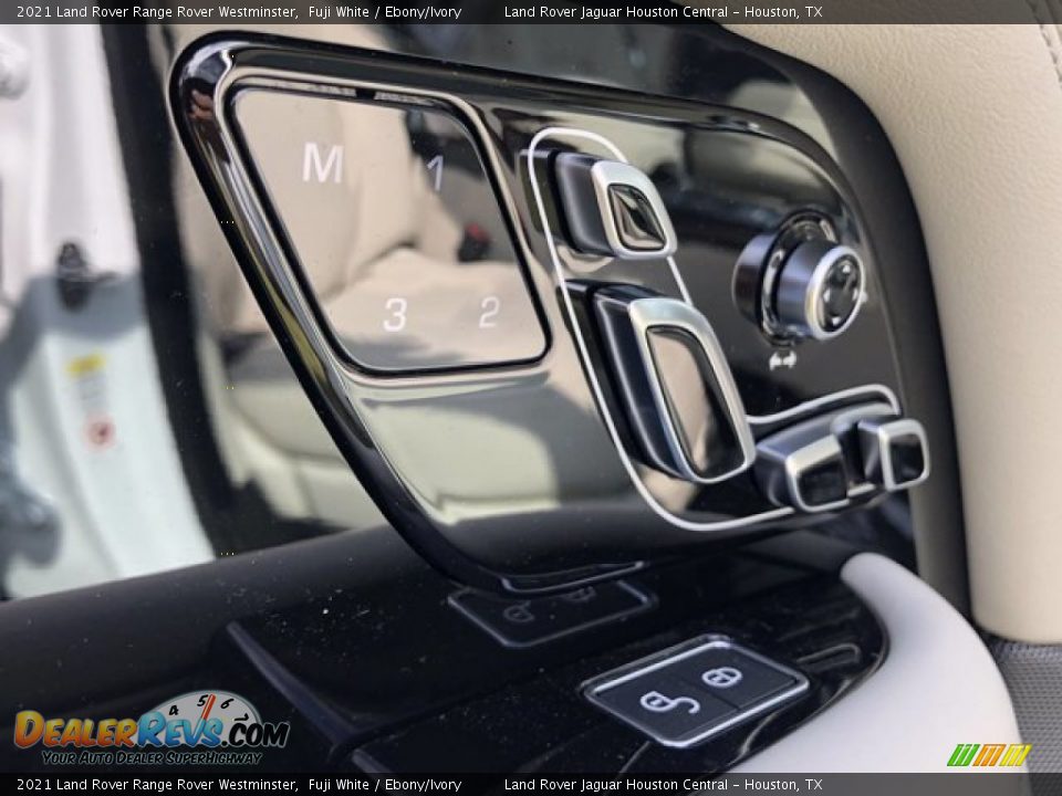 Controls of 2021 Land Rover Range Rover Westminster Photo #13