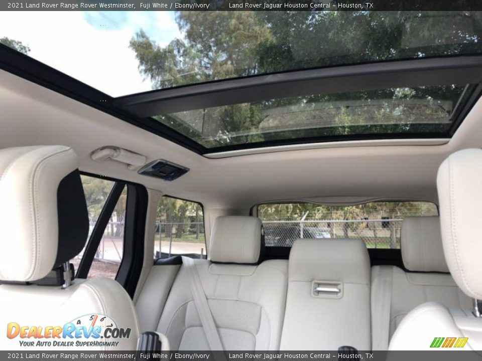 Sunroof of 2021 Land Rover Range Rover Westminster Photo #27