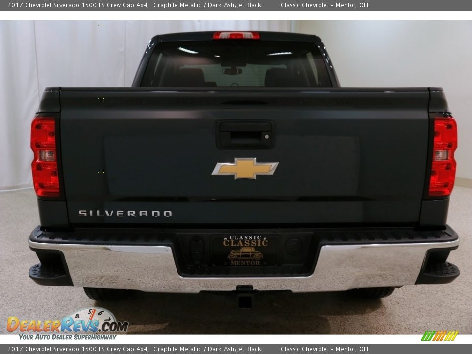 2017 Chevrolet Silverado 1500 LS Crew Cab 4x4 Graphite Metallic / Dark Ash/Jet Black Photo #16