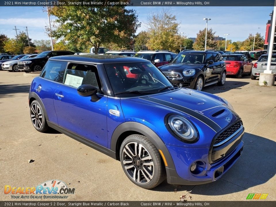 Front 3/4 View of 2021 Mini Hardtop Cooper S 2 Door Photo #1