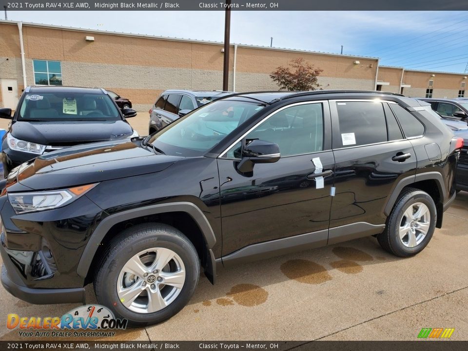 2021 Toyota RAV4 XLE AWD Midnight Black Metallic / Black Photo #1