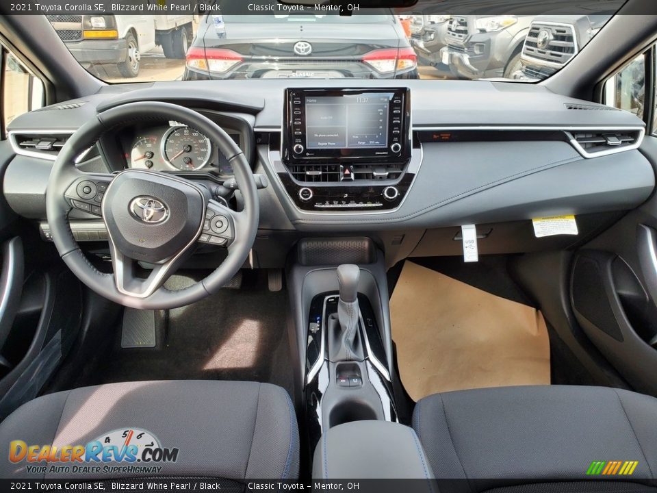 Black Interior - 2021 Toyota Corolla SE Photo #4