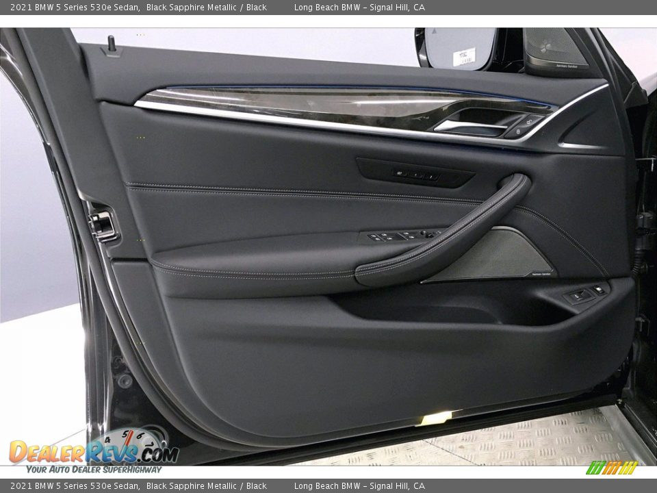 2021 BMW 5 Series 530e Sedan Black Sapphire Metallic / Black Photo #13