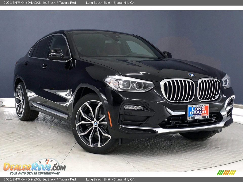 Front 3/4 View of 2021 BMW X4 xDrive30i Photo #19