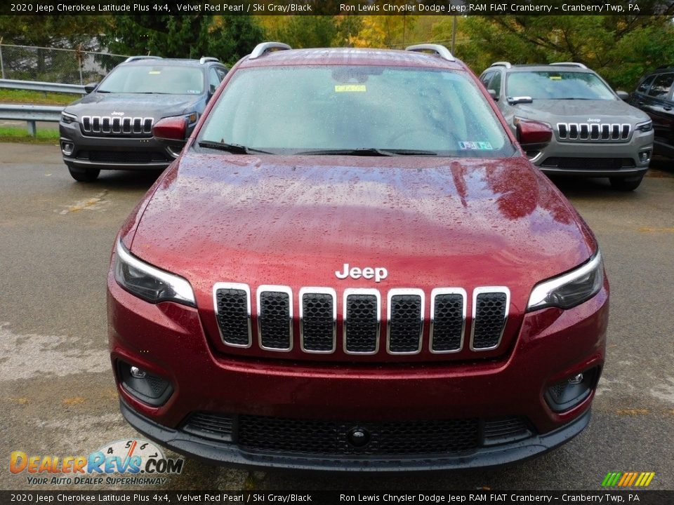 2020 Jeep Cherokee Latitude Plus 4x4 Velvet Red Pearl / Ski Gray/Black Photo #2